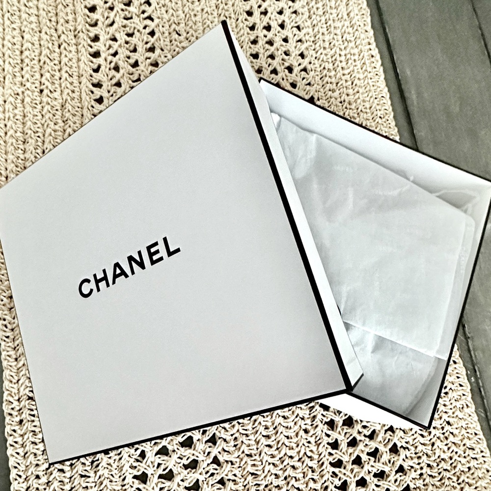Authentic CHANEL Logo large 9” Square Heavy Duty White/Black Storage + Gift Box